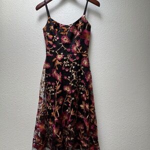 Gorgeous lace embroidered dress for holiday party or wedding